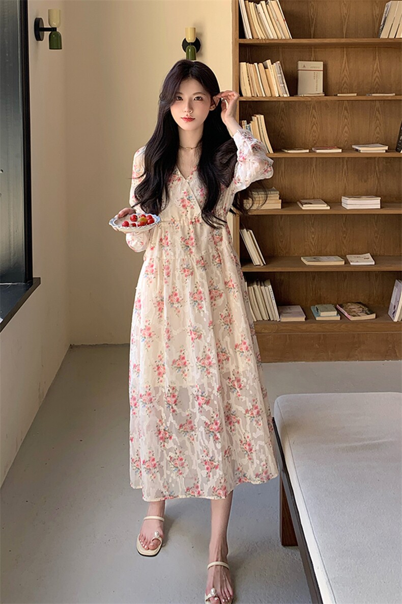 夏季新品设计感防晒碎花连衣裙2C2851807P115K168,女装连衣裙,2C285