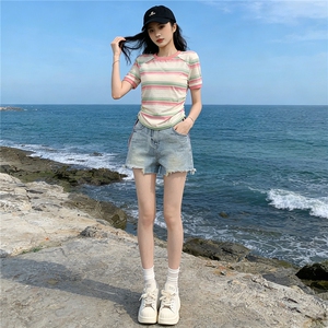 女夏季新款韩版运动休闲套装修身显瘦圆领条纹短袖牛仔短裤两件套图片