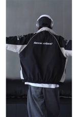 抖音视频截图只展示大货印花立领机车潮牌棉服77950特P85，男装棉衣，星座226-2