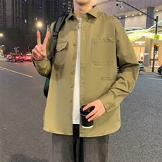 卡其色