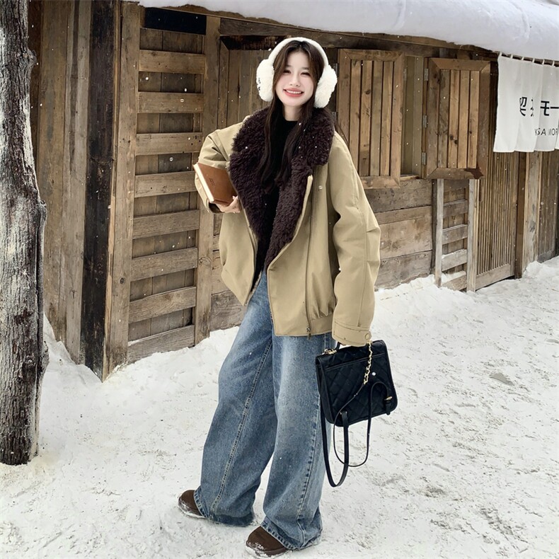 现货：冬装新款拼接羊羔绒翻领休闲派克羽绒服2C135-8953P265K418,女装羽绒服,2C135