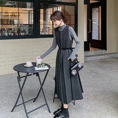 【】灰色毛呢波点背心裙打底衫套装#8615-P155-K228，女装套装/套裙，2C111