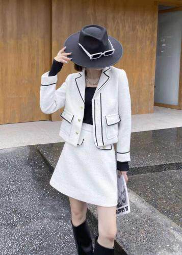 （现货）小香套装，女装职业装，伊娜蕾尔