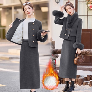 2026年冬季90羽绒服套装韩版真狐狸毛袖口领子淑女通勤保暖两件套图片