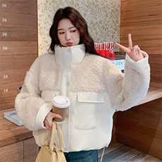 羊羔毛拼接白色立领短款羽绒服女冬超火好看高级小众加厚保暖外套，女装羽绒服，2C317A