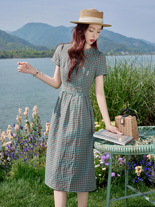 时尚格子连衣裙女中长款2026夏新款高腰修身洋气减龄休闲棉麻裙子图片