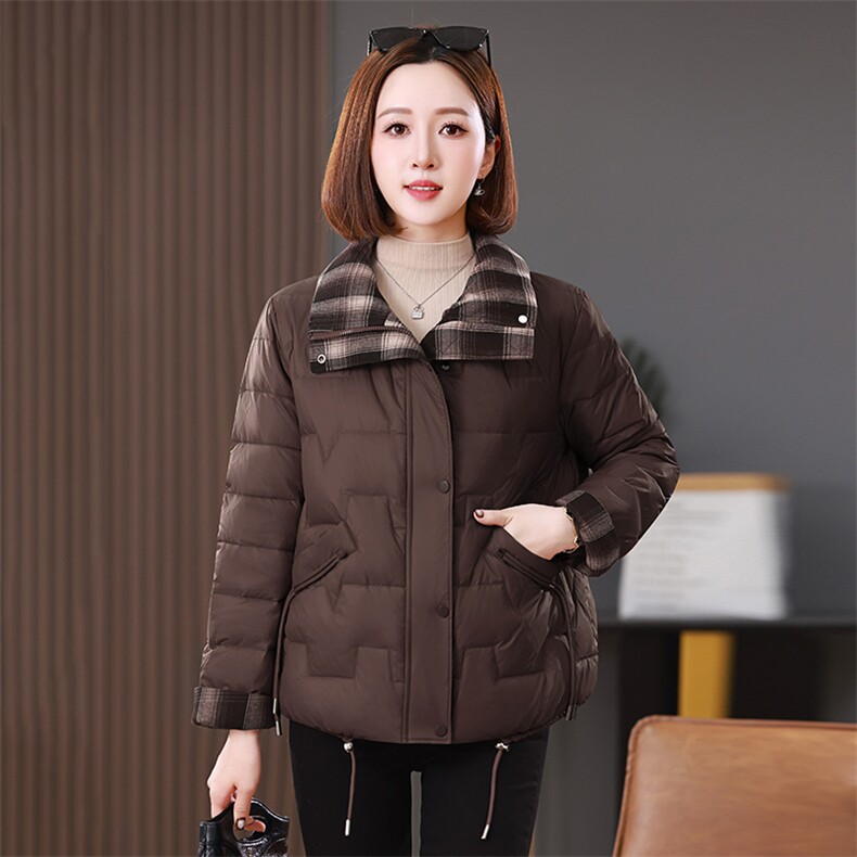 2025年冬季新款90白鸭绒格子拼接立领中长款羽绒服外套,女装羽绒服,雪樱依海