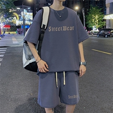 深灰色