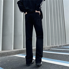 现货得物品质纯黑色弹力修身直筒牛仔裤特批量大从优，男装牛仔裤，星座302A-2