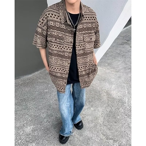 衬衫男复古风短袖夏季网红宽松上衣T恤设计感舒适百搭图片