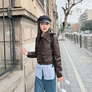 网红同款欧货2024秋季新款复古泫雅风甜酷独特小众时尚羊皮外套女图片