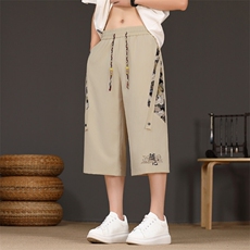 卡其色