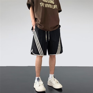 美式复古青少年短裤夏季男2024新款冰丝休闲五分裤潮牌速干伞兵裤图片