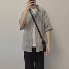 浅灰色