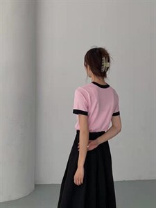 针织短袖+半裙图片