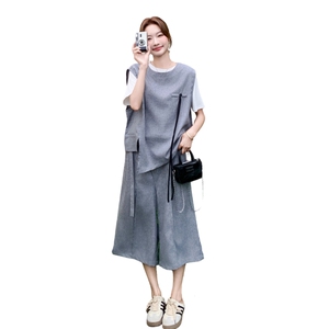 灰色慵懒风T恤马甲7分阔腿裤套装女2025夏季新款盐系休闲两件套潮图片
