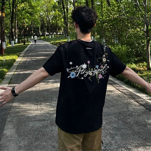 万针全刺绣工艺抖音得物高品质260克重磅纯棉双纱美式高街短袖T恤图片