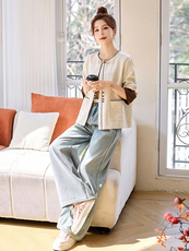 新中式国风外套女2025年春装新款时尚高级感夹克改良气质唐装上衣，女装短外套，依万里