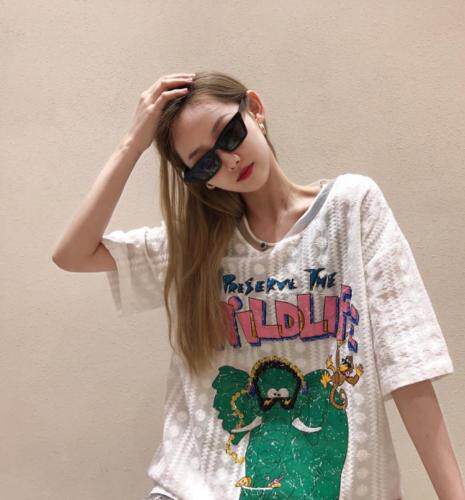 彩色烫钻新面料短袖，其它，雪莉雷拉