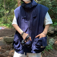 藏蓝色
