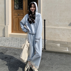 韩版休闲运动卫衣套装女2025春新款设计感蕾丝拼接阔腿裤两件套图片