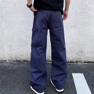 美式复古多口袋工装牛仔裤男春秋款高街设计感高腰宽松休闲直筒裤,黑色高帮板鞋搭配什么裤子好看图片