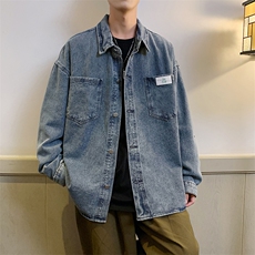 蓝色