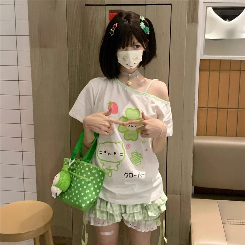 两件套装日系宅萌系可爱四叶草撞色漏肩短袖上衣夏季搭配花边裤裙，男装T恤，星座1210-1