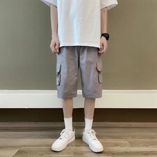 灰色
