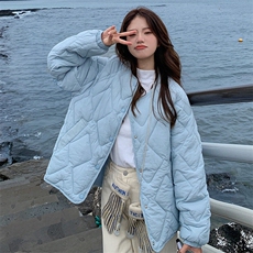 浅绿色