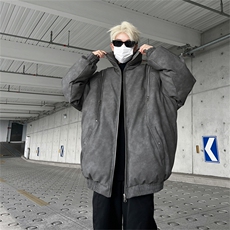 深灰色