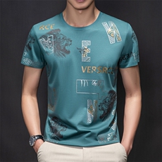绿色