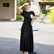 高级感慵懒风韩版圆领短袖连衣裙套装2024夏季收腰显瘦灰色长裙子，女装套装/套裙，蓝诺裳