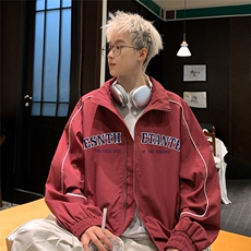 玫红色