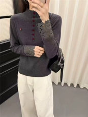 2025年秋季常规款通勤套头单件长袖蕾丝花边半纽扣半高，女装针织衫/毛衣，暖烁特种纱工厂店