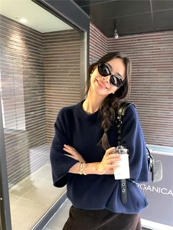 2025新款简约百搭纯色时尚复古圆领短袖上衣，女装T恤，半城羊绒