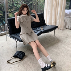 学院风灰色荡领连衣裙女春秋2025新款超火好看高级感小众绝美裙子，女装连衣裙，2C108