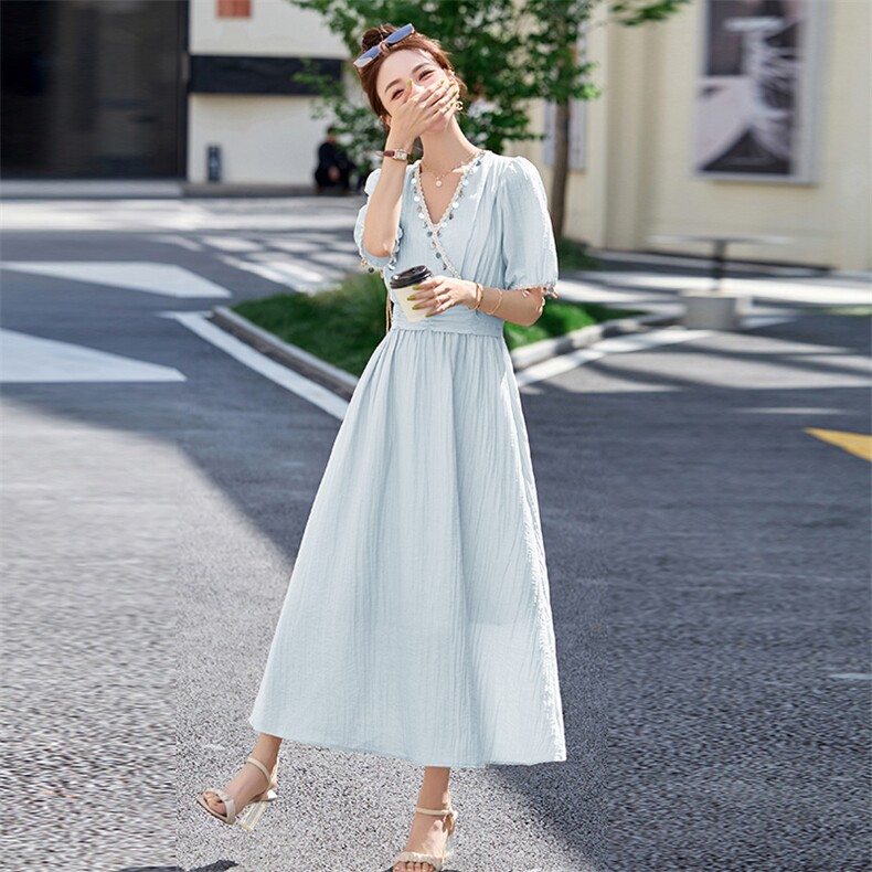 粉色度假风亮片V领连衣裙女2025夏新款收腰显瘦别致漂亮气质长裙,女装毛呢外套,英标秀（1C119）