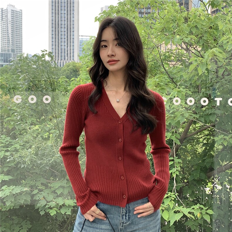 2025秋冬百搭时尚简约v领纽扣开衫针织衫,女装羊绒衫,玛卡隆羊绒