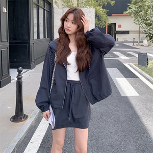 美式设计感休闲运动套装女2025春秋季新款显瘦工装外套短裙两件套图片
