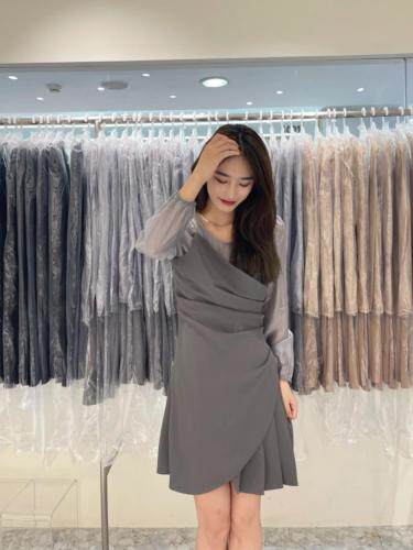 法式优雅连衣裙，女装连衣裙，依挺好