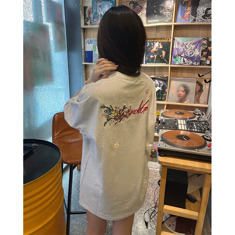 万针全刺绣工艺抖音得物高品质260克重磅纯棉双纱美式高街短袖T恤图片