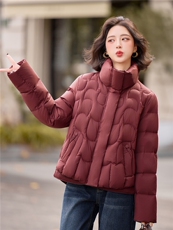 现货新款主推时尚潮流90绒羽绒服休闲冬季立领纯色女外套遮肉，女装羽绒服，璐依舞