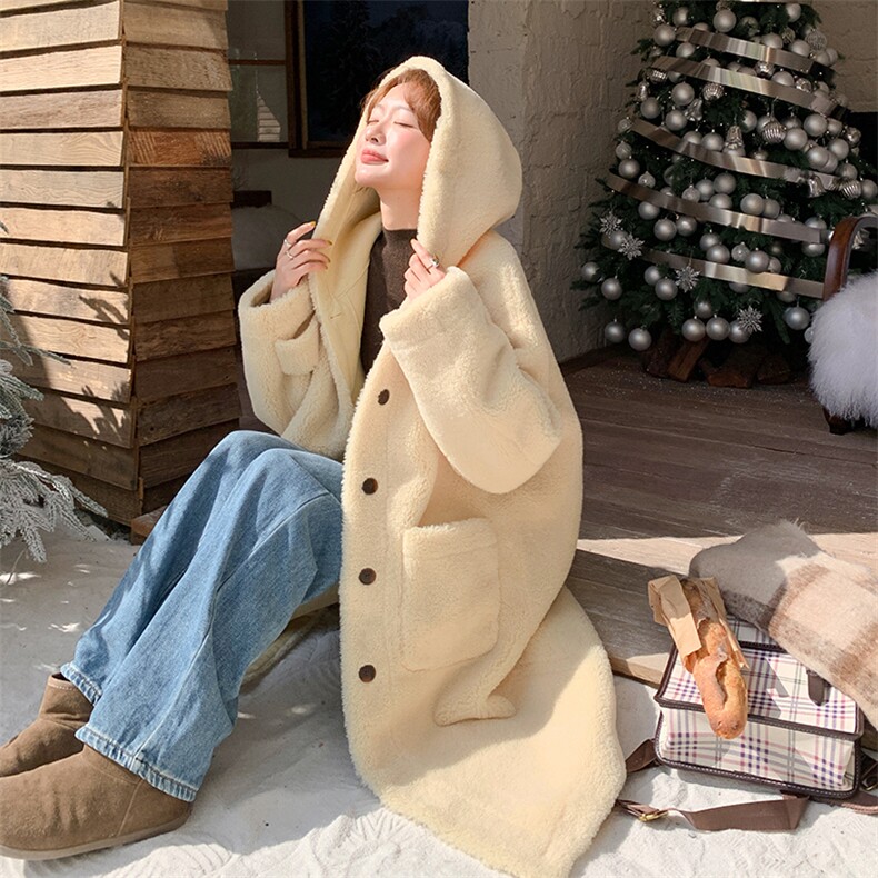黄色中长款连帽羊羔毛外套女秋冬季超火好看高级小众加绒加厚大衣，女装皮草，浙宝285（原212）