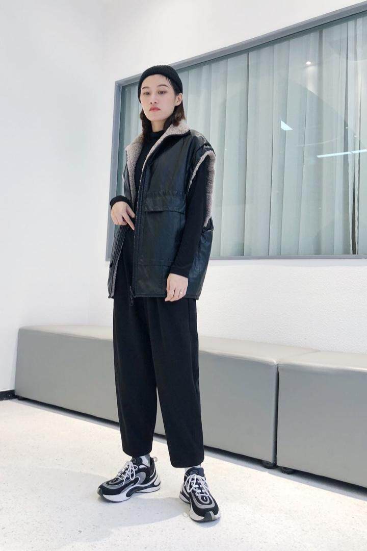 设计双面穿羊羔毛皮马甲，意法3277SFR，女装马夹，S·F·R