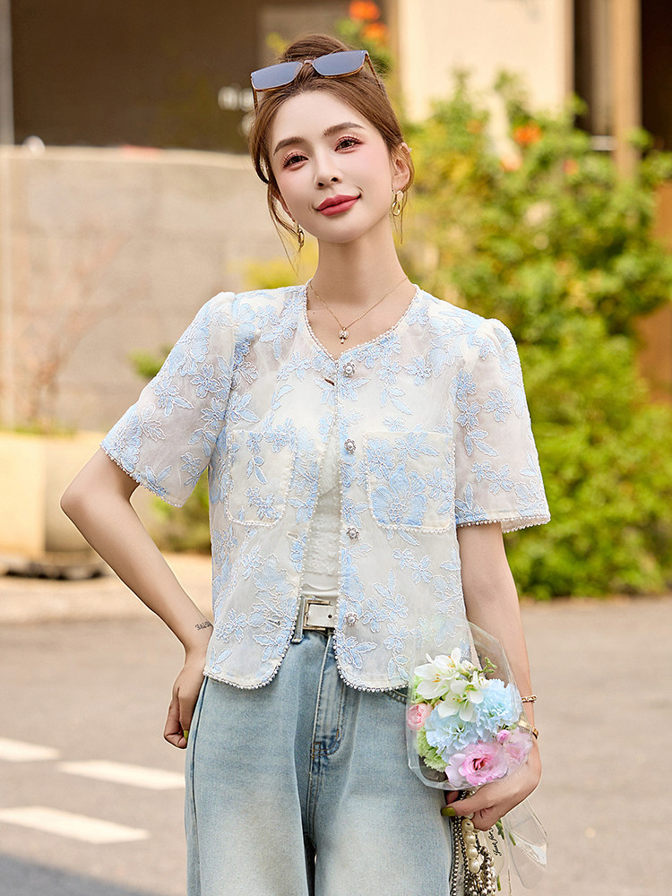 时尚名媛香风轻奢重工刺绣薄款短袖上衣女2025夏新中式国风外套,女装短外套,伊仟回