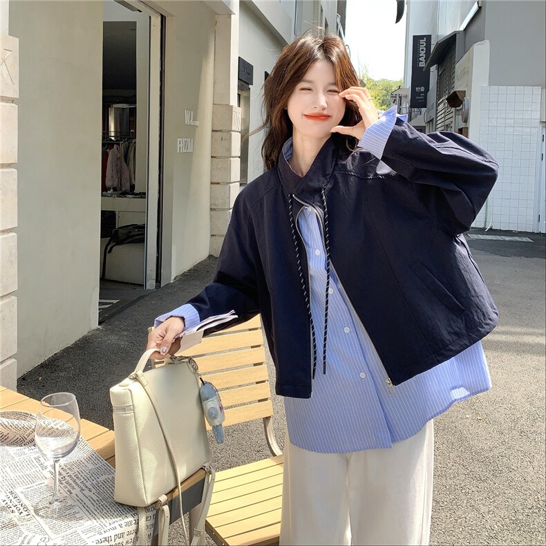 假两件条纹拼接藏青色外套女春秋2025新款小个子上衣流行爆款超火,女装短外套,2C239