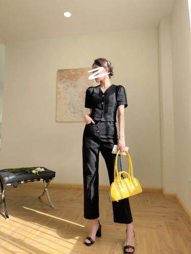 【新款上新】黑色牛仔两件套，女装，LION&CAT(2F)