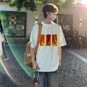 抖音得物品质二开240克宽松纯棉美式潮牌印花三条杠中性风短袖T恤图片