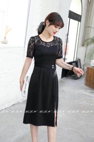 简单大方连衣裙，女装连衣裙，莲佳妮